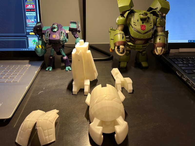Heavy Mods & Scratchbuilds Project Lugnut  - Canadian  Transformers News and Discussion